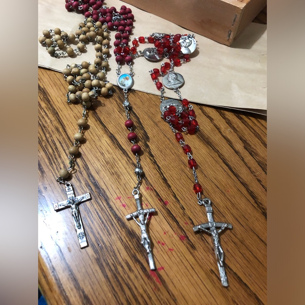 Rosary bundle, religious